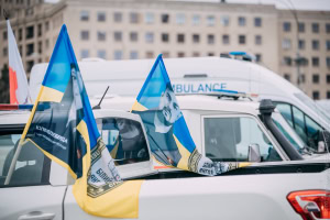 Зображення до посту: У Харкові провели автопробіг пам’яті загиблих поліцейських з «Білого янголу» і волонтерів