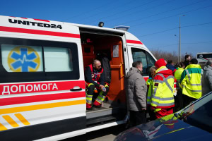 Зображення до посту: Рада оборони Харківщини розглянула питання захисту автомобілів екстреної допомоги