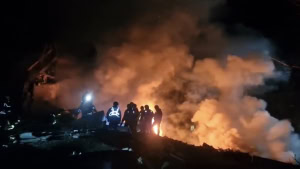 Зображення до посту: Обстріл Харкова 7 березня: під завалами будинку шукають людей