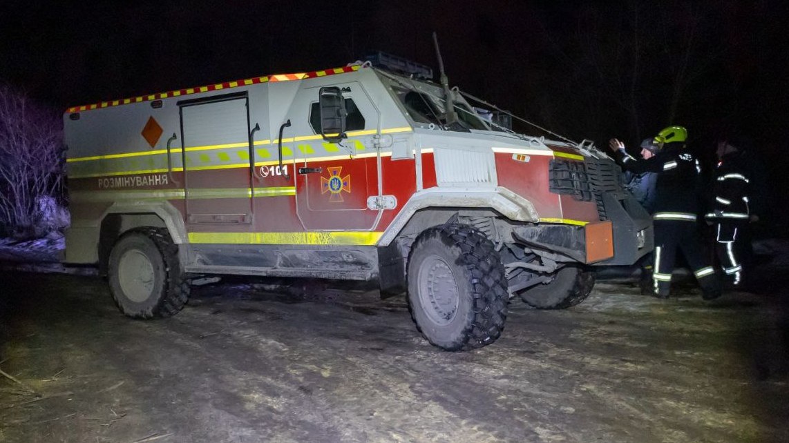 Зображення до:  Рятувальники двічі потрапили під повторні російські удари на Харківщині