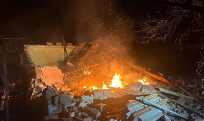 Пожежа від обстрілу в селищі Рогань на Харківщині, 17 березня 2026