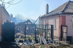 Зображення до посту: Російський дрон ударив по приватному сектору в Харкові: є постраждалі