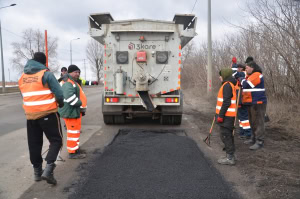 Зображення до посту: Де на Харківщині ремонтують дороги: Служба відновлення назвала головні напрямки