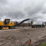 Ремонт дороги під Харковом