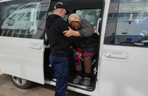 Зображення до посту: У Харкові перевірили 25 місць проживання ВПО: чи пристосовані вони до потреб людей з інвалідністю