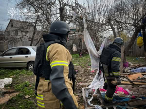 Зображення до посту: П’ятеро людей постраждали від удару дрона по Немишлянському району Харкова: фото