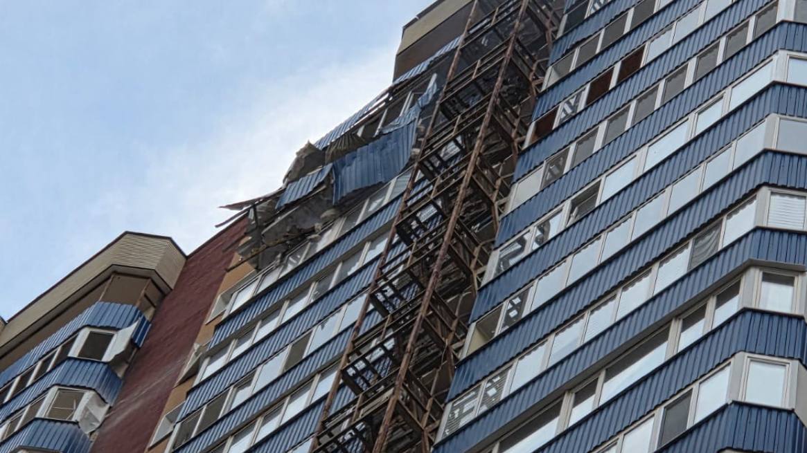 Зображення до:  У Харкові через дроновий удар постраждала 44-річна жінка