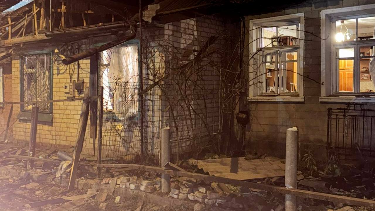 Зображення до:  Російські дрони атакували Харків вночі та вранці: є постраждалі, пошкоджені будинки