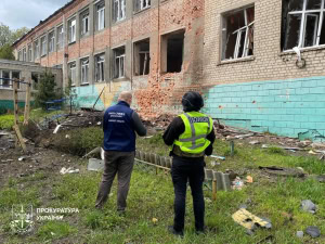 Зображення до посту: У Балаклії внаслідок ударів рф пошкоджені будинки, у Богодухівському районі — електромережі