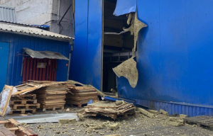 Зображення до посту: Дрон рф вдарив по харчовому підприємству у Богодухові п’ятеро постраждалих