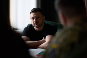 Зображення до посту: «Україна готова припинити вогонь повністю»: Зеленський пропонує зустріч Путіну