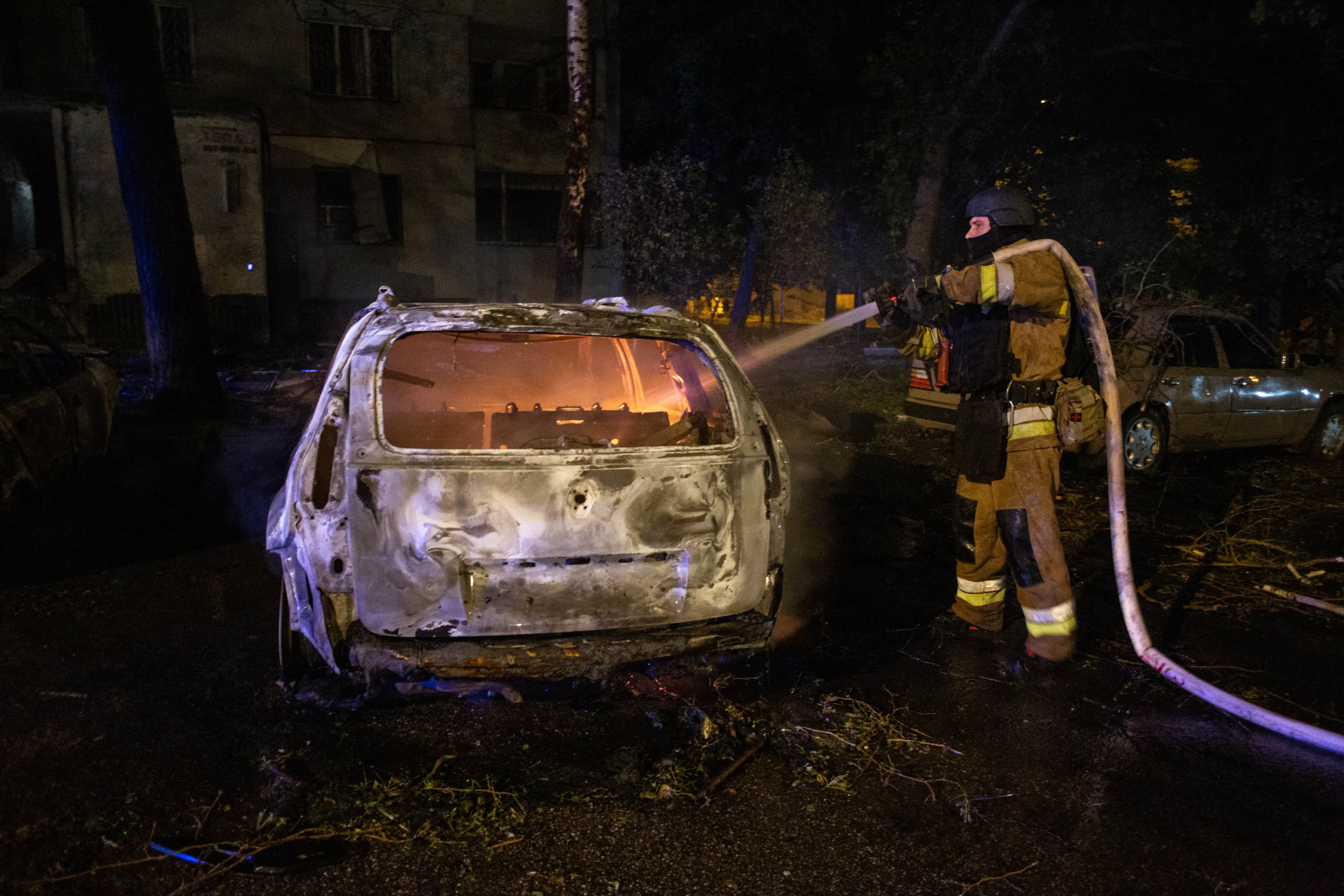Зображення до:  росія завдала масованого удару по Харкову: є влучання в будинки та постраждалі — фото