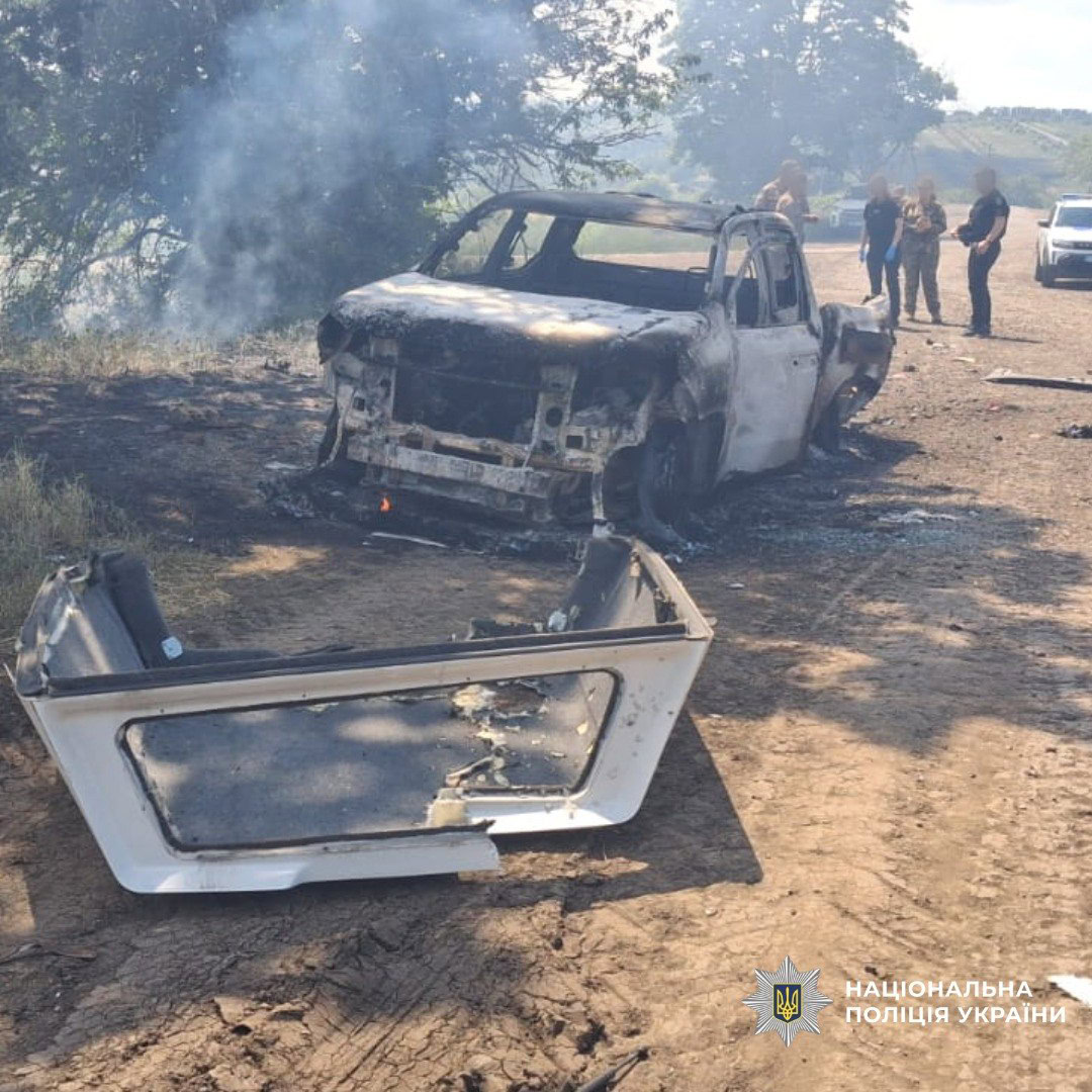 Зображення до:  На Ізюмщині дрон влучив у машину поліції: загинув вибухотехнік