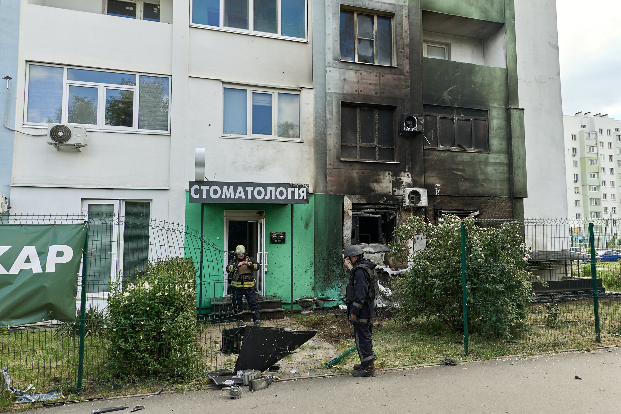 Article Внаслідок ранкових ударів рф по Харкову постраждали 10 людей