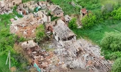 За 13 км від фронту: військові показали, як виглядає Білий Колодязь під Вовчанськом Вид на селище Білий Колодязь у Харківській області, травень 2026