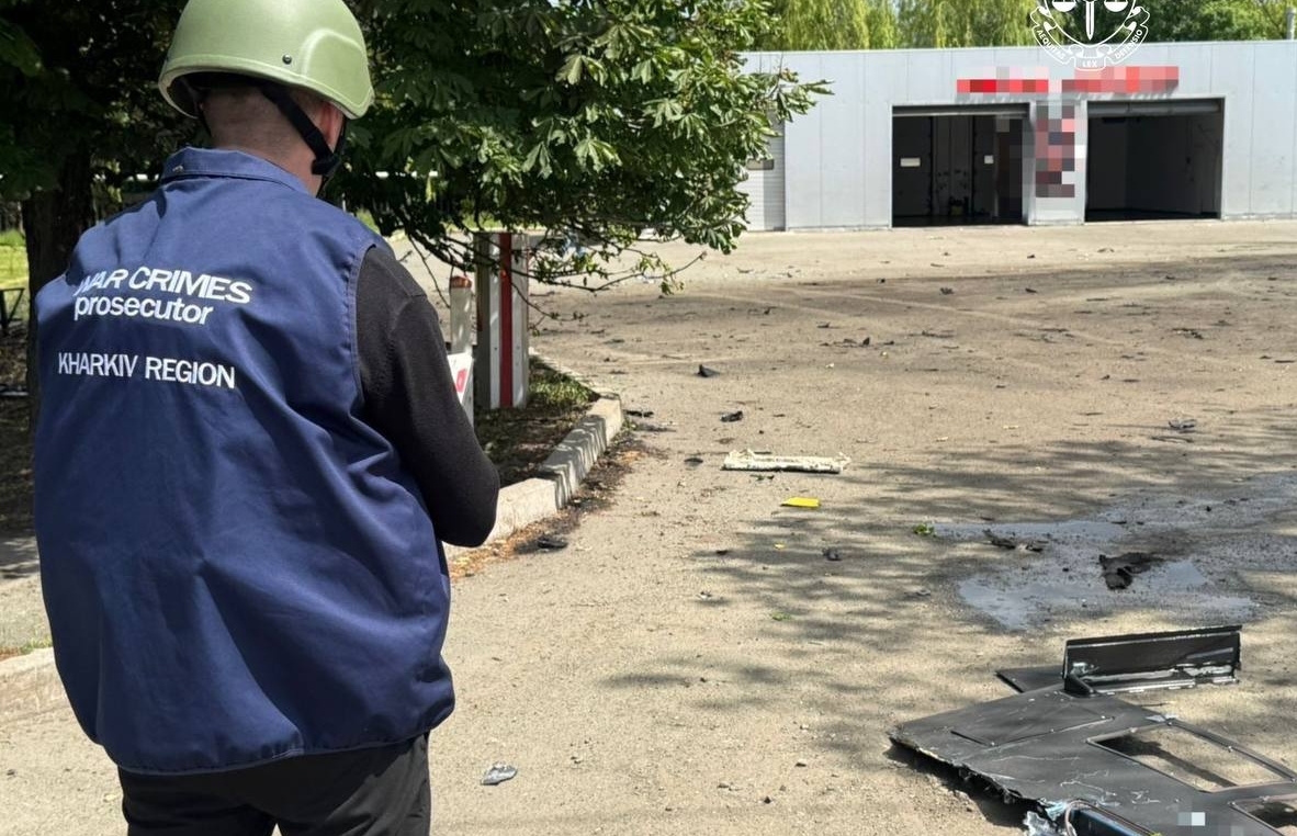 Зображення до:  Російська «Герань-2» атакувала Лозову: дрон влучив поруч з АЗС