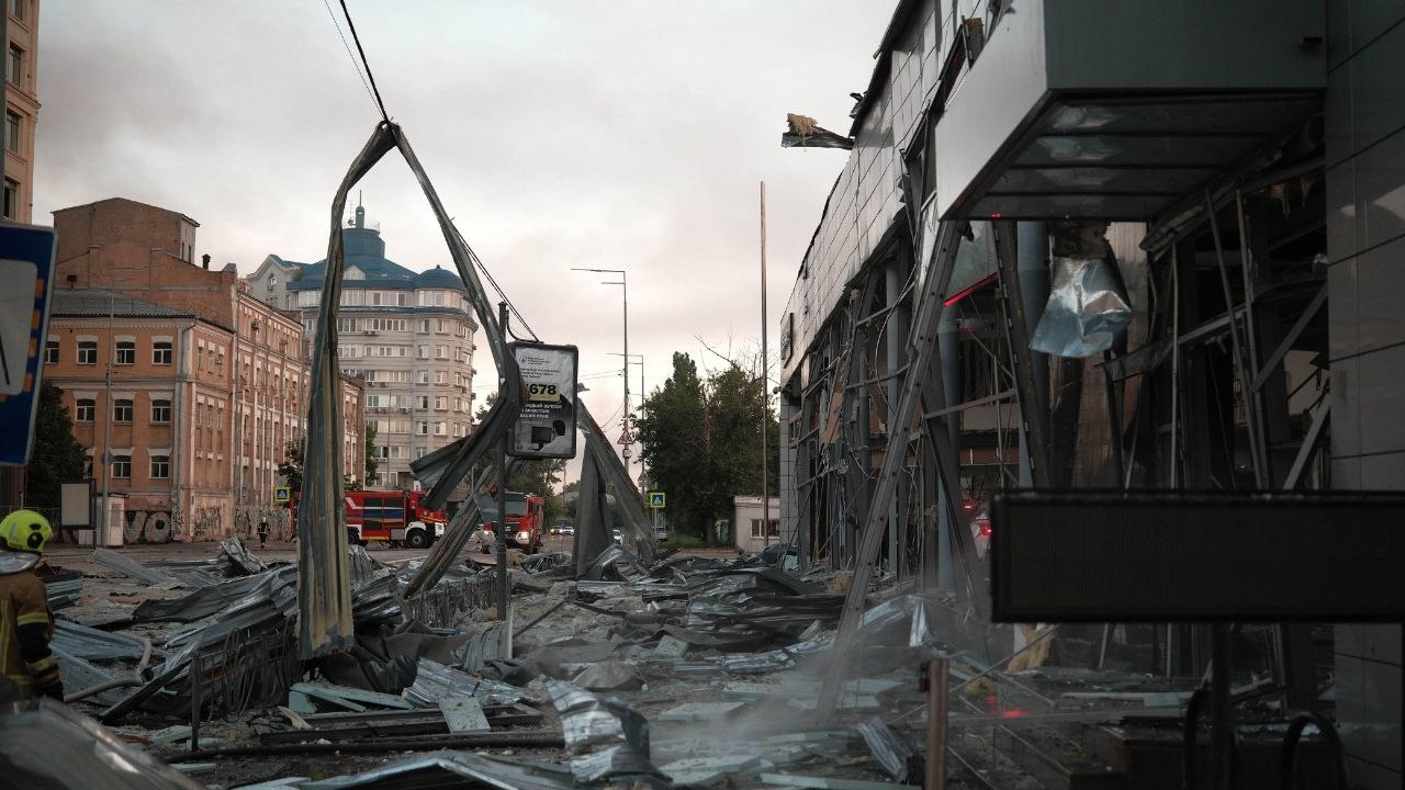 Зображення до:  У Києві внаслідок масованого удару постраждали понад 60 людей, четверо загинули
