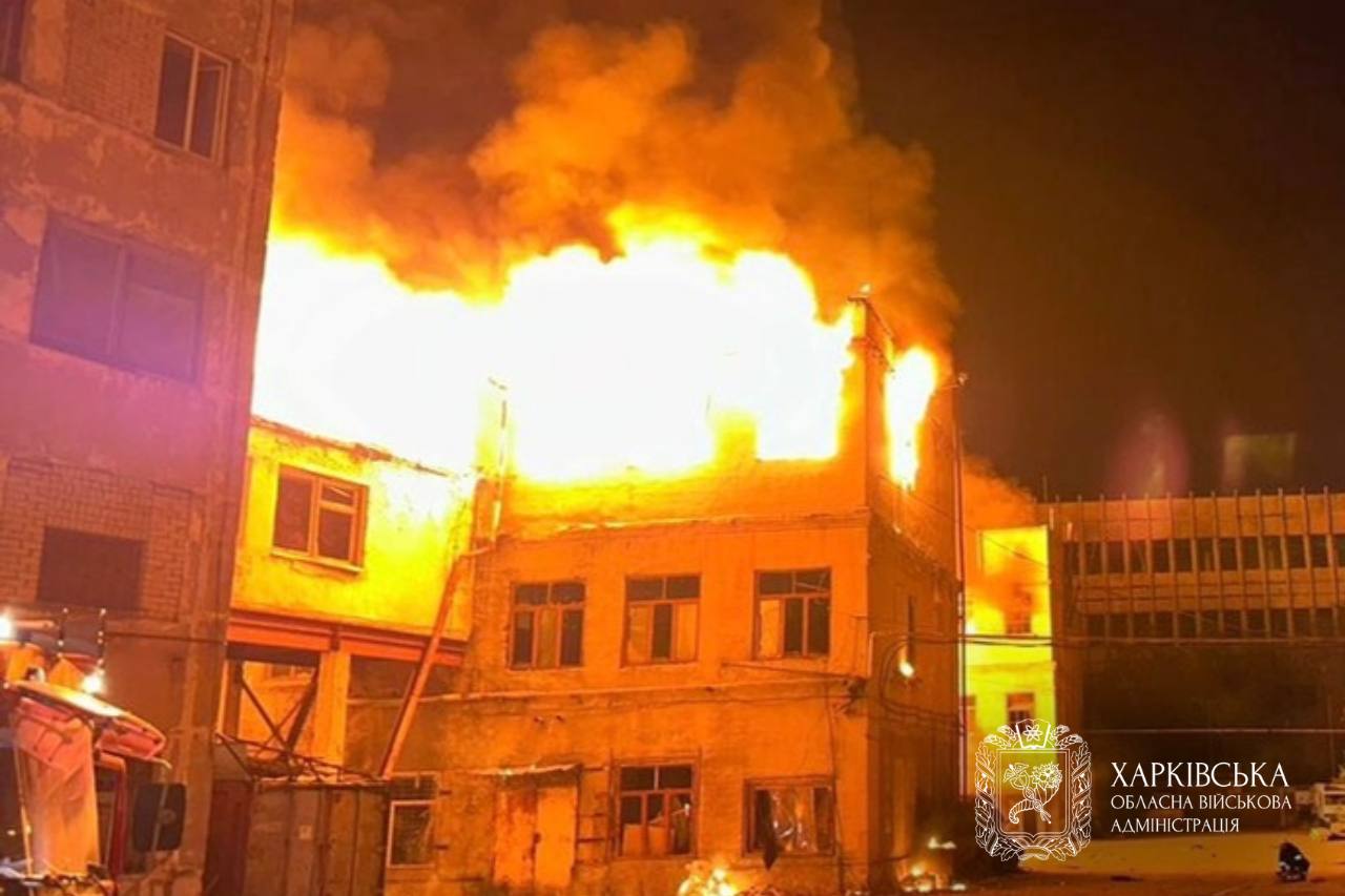 Пожежа від обстрілу в Харкові