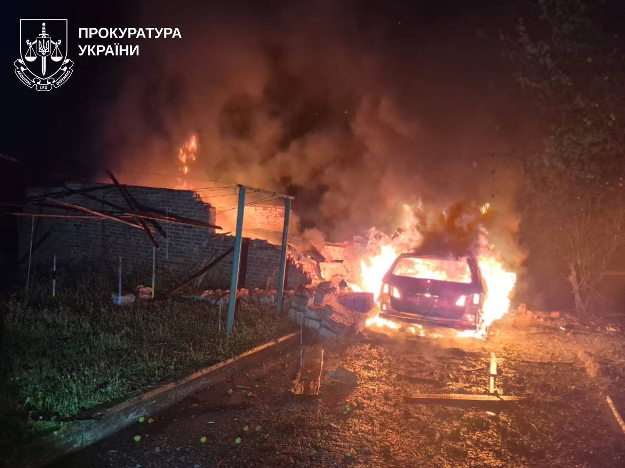 Пожежа після обстрілу в Богодухові Харківської області, 25 червня 2026