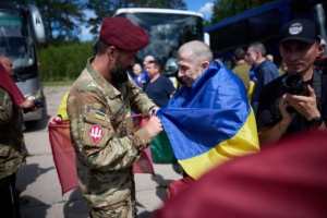 Зображення до посту: Україна повернула з російського полону ще 160 військових