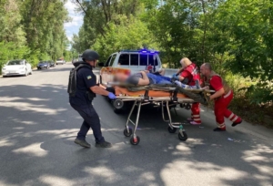 Зображення до посту: Удар по Дніпру: загинули п’ятеро людей, майже три десятки — поранені