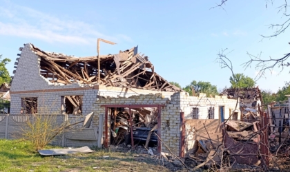 По Шевченковому вдарили чотири авіабомби: є постраждалі, пошкоджені будинки 748614785_2049260522342680_8129885458725770916_n