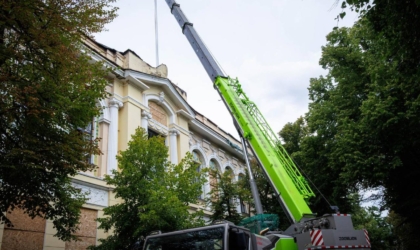 Харківський худмузей розпочали відновлювати після обстрілу Відновлення Харківського художнього музею після обстрілу