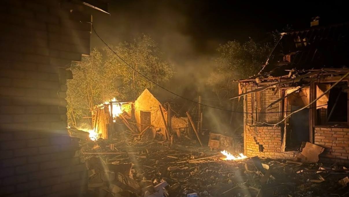 Зображення до:  Унаслідок удару армії рф по Валках загинула вчителька місцевого ліцею