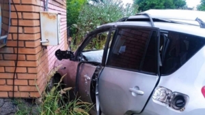 Зображення до посту: Російські дрони атакували авто у Слатиному, загинули двоє чоловіків