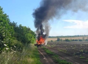 Зображення до посту: На Куп’янщині російський дрон атакував авто енергетиків: троє працівників поранені