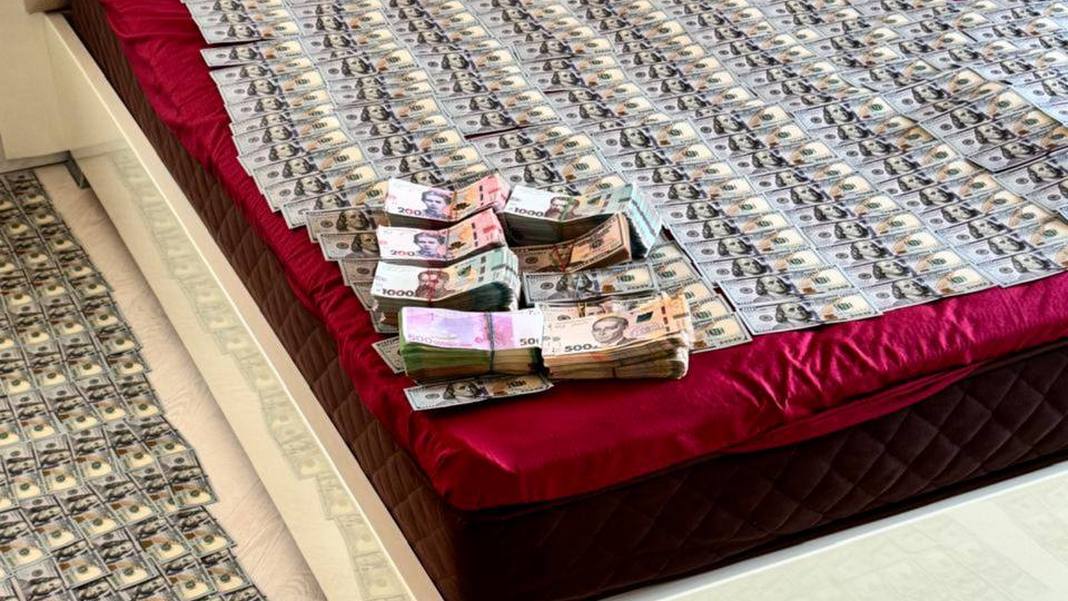 Зображення до:  Ліжко в доларах: у Харкові викрили схему продажу фіктивних інвалідностей для військовозобов’язаних