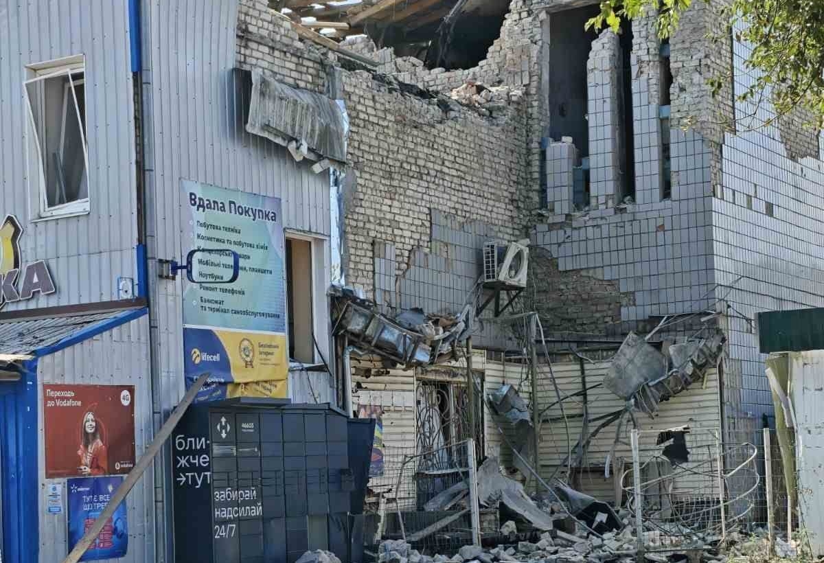 Зображення до:  На ринку у Шевченковому російські «Бандеролі» поранили двох людей
