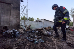 Зображення до посту: Російські військові атакували Основ’янський район Харкова: є постраждалі
