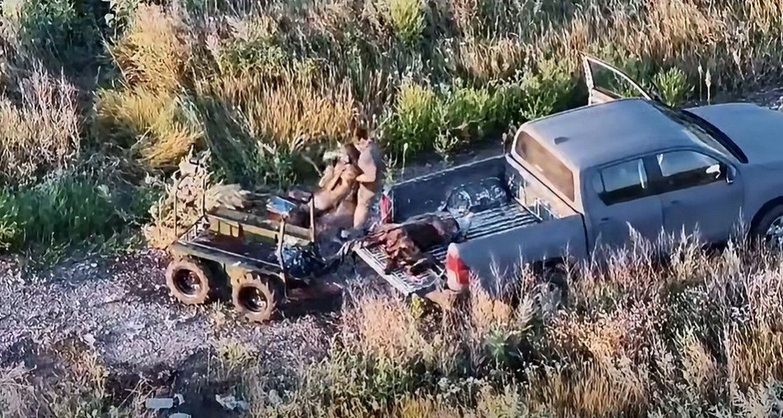 Зображення до:  На Харківщині командир роти самотужки евакуював двох поранених бійців