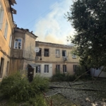 Пошкоджений обстрілом будинок у Балаклії Харківської області, 12 серпня 2026