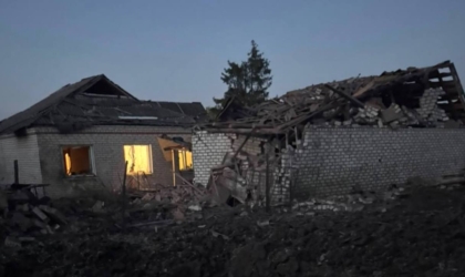 Пошкоджений будинок в Ізюмі Харківської області