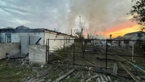 Зображення до посту: У Балаклійській громаді від обстрілу постраждала родина, пошкоджене агропідприємство