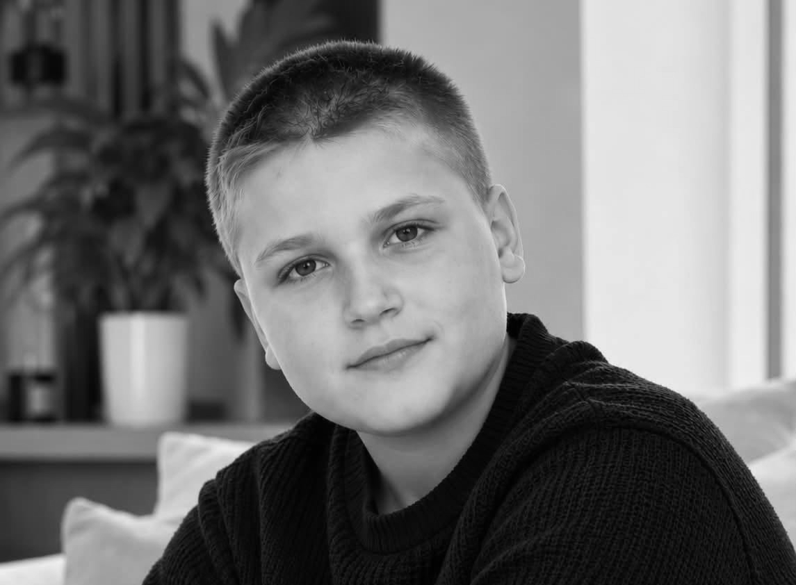Російський удар по Новій Водолазі забрав життя ще однієї дитини 862039864_2107387783209780_9037248164998442252_n 1