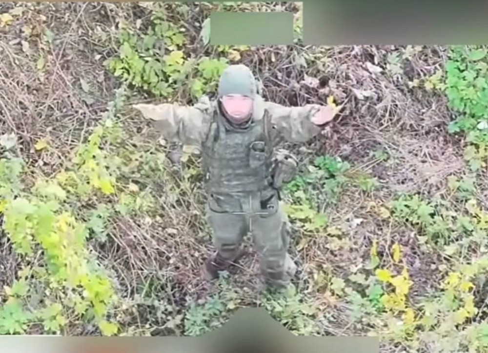 На Харківщині прикордонники полонили окупанта за допомогою дрона Захоплення в полон росіянина