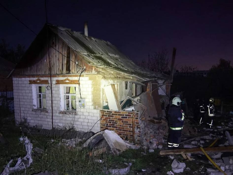 Від ударів по Харківщині постраждали шестеро людей, серед них 14-річний хлопчик Рйнування від обстрілів на Харківщині, 26 жовтня 2026